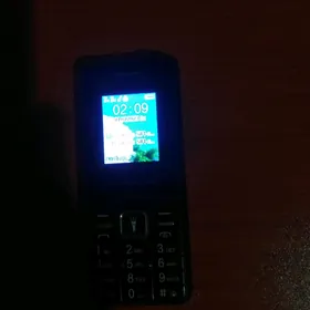 MAXFONE M18
