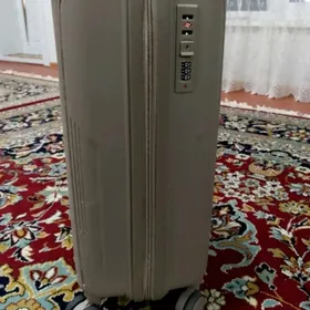чемодан