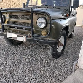 UAZ 469 2001
