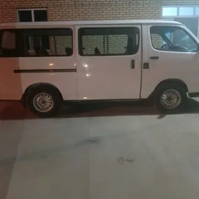 Toyota Hiace 2001
