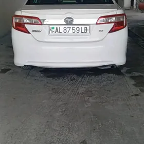 Toyota Camry 2012