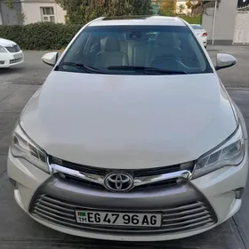 Toyota Camry 2017