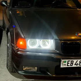 BMW 325 1993