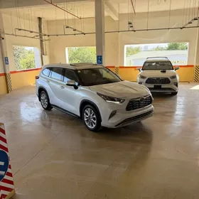 Toyota Highlander 2022