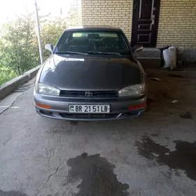 Toyota Camry 1993