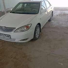 Toyota Camry 2003