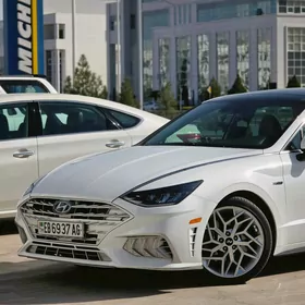 Hyundai Sonata 2021