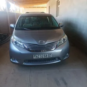 Toyota Sienna 2017