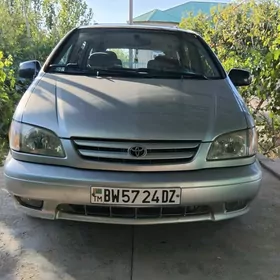 Toyota Sienna 2002
