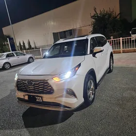 Toyota Highlander 2022