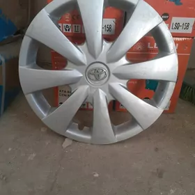 15lik toyota carolla kalpak.