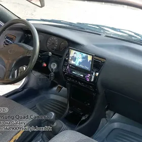 Toyota Corona 1995
