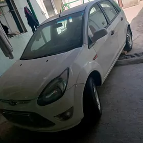 Ford Figo 2011
