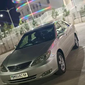 Toyota Camry 2004
