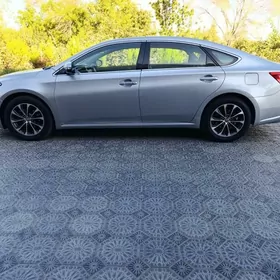 Toyota Avalon 2018