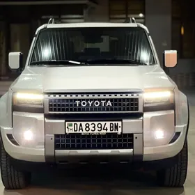 Toyota Land Cruiser Prado 2025