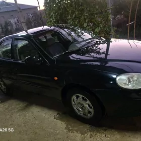 Daewoo Leganza 1998