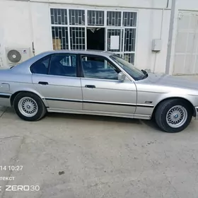 BMW 525 1990
