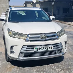 Toyota Highlander 2019