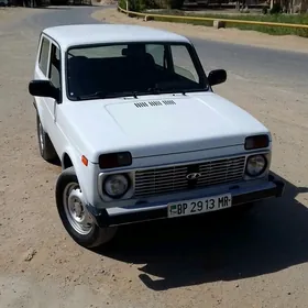Lada Niva 2015