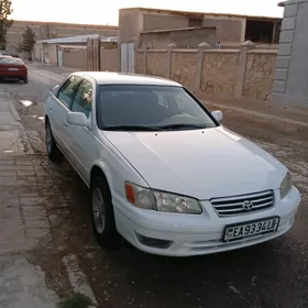 Toyota Camry 2000