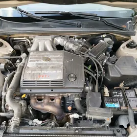Toyota Avalon 2003