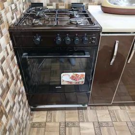 gaz plita holodilnik