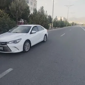 Toyota Camry 2016