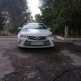 Toyota Camry 2017