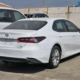 Toyota Camry 2022