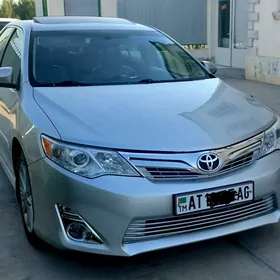 Toyota Camry 2012