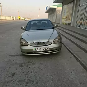 Daewoo Nubira 2000