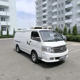 Toyota Hiace 2011
