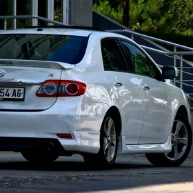 Toyota Corolla 2013