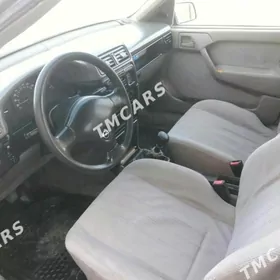 Opel Vectra 1992