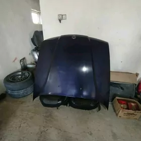 E34 Şroky Kapot