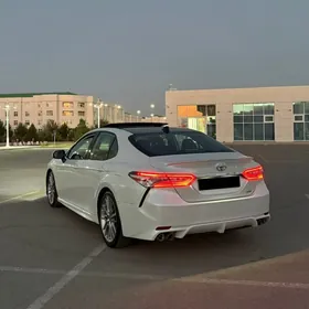 Toyota Camry 2020