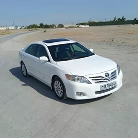 Toyota Camry 2010