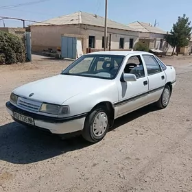 Opel Vectra 1990