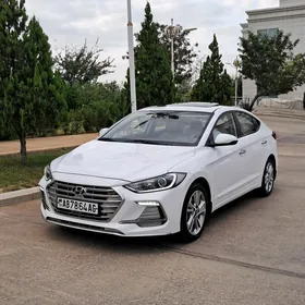 Hyundai Elantra 2018