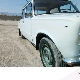 Lada 2104 1985