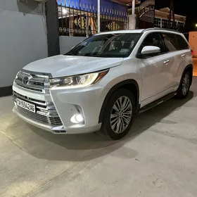 Toyota Highlander 2017