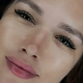 Nur ay Salon Kirpik