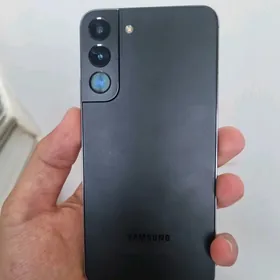 S22 plus
