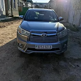 Toyota Highlander 2015