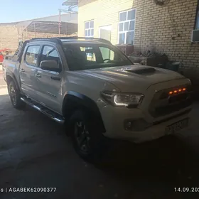 Toyota Tacoma 2018