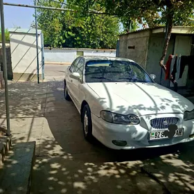 Hyundai Sonata 1998