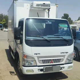 Mitsubishi Canter 2009