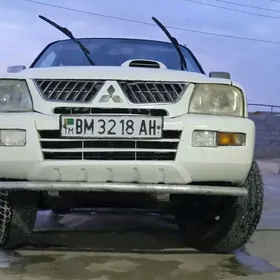 Toyota Hilux 2006