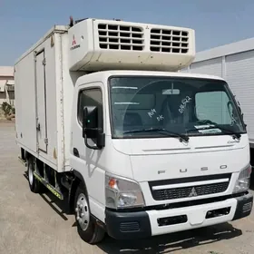 Mitsubishi Canter 2025